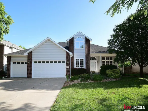 8341 Katrina Ln, Lincoln, NE 68512