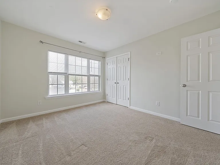 23 Keswick Ct — Photo 10