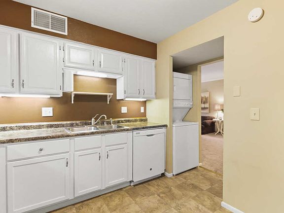 3rd image of 3838 N Oakland Ave APT 374