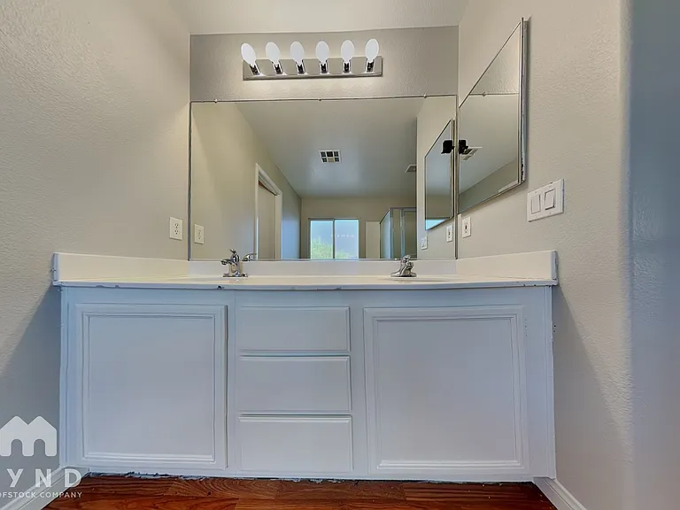 8128 Calico Wind St — Photo 11