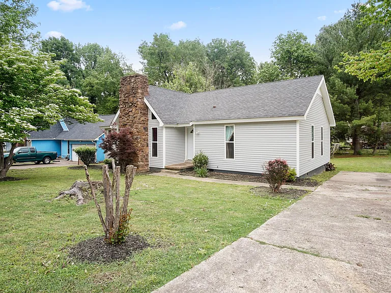 29 Emerson Dr — Photo 21