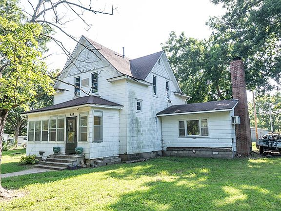 5th image of 925 State St