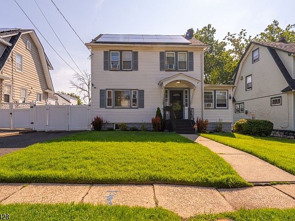 2nd image of 331 Thompson Avenue