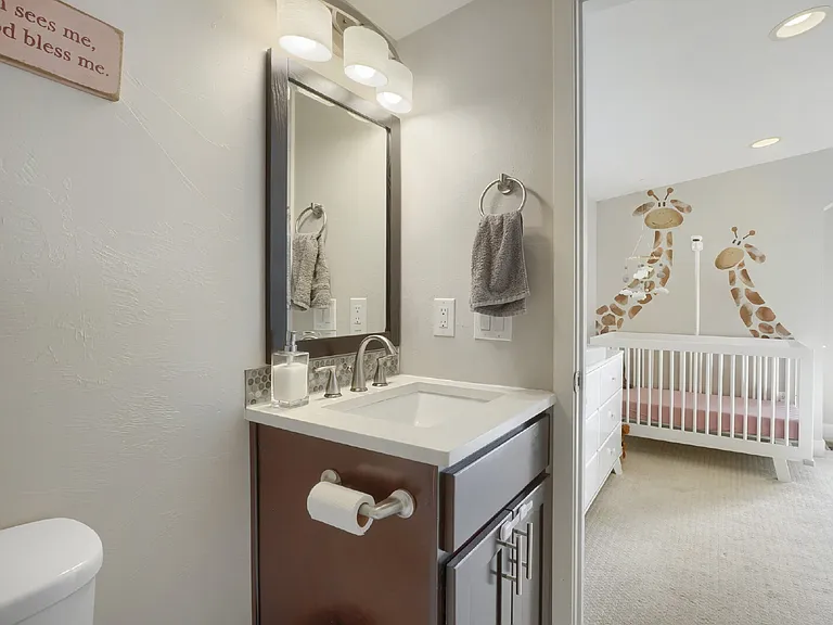 409 Inca St — Photo 24