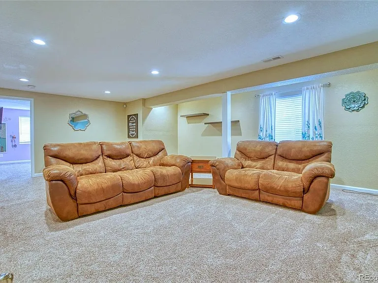 2600 Marina St — Photo 20