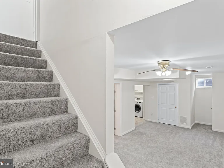 4502 Henderson Rd — Photo 35