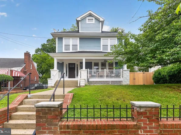 3717 30th Pl NE, Washington, DC 20018