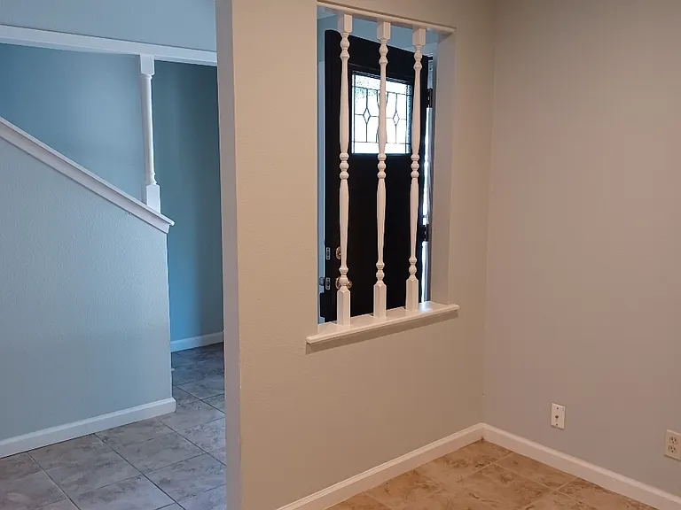 8707 Tradewind Dr — Photo 3
