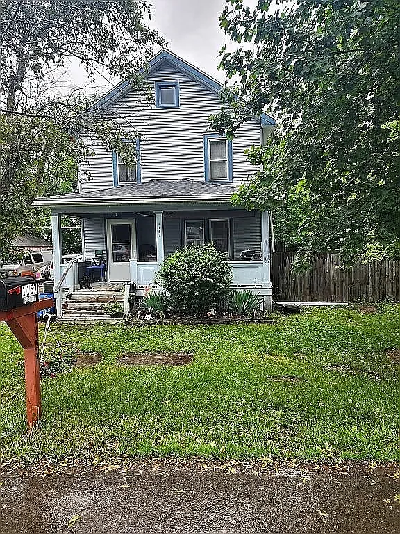 1157 Charles St photo 1
