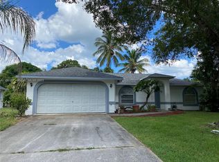 6000 Seagrape Dr, Fort Pierce, FL 34982
