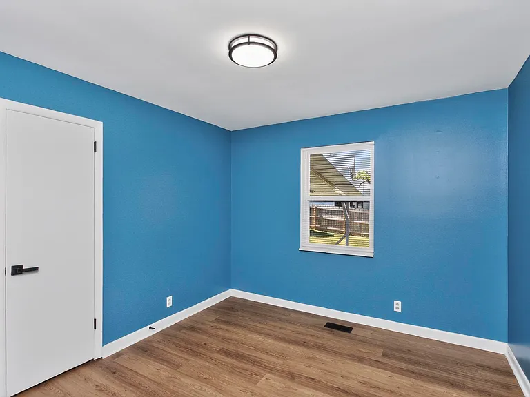 3153 Towne Village Rd — Photo 25