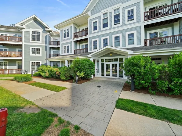 501 Commerce Dr Unit 4301, Braintree, MA 02184