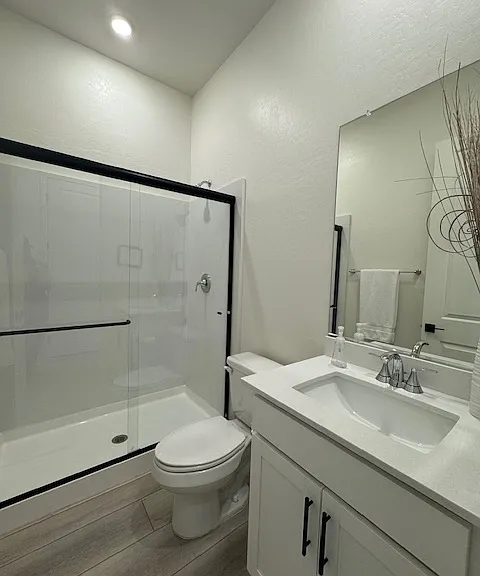 Full bath on 1st floor
