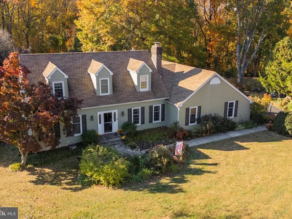 109 Scotts Glen Rd, Lincoln University, PA 19352