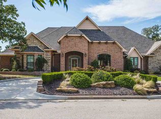 909 Dornick Dr, Ardmore, OK 73401