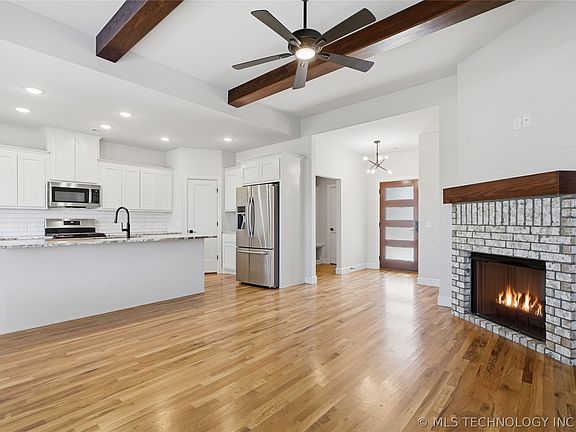2nd image of 10840 S 274th Eastavenue