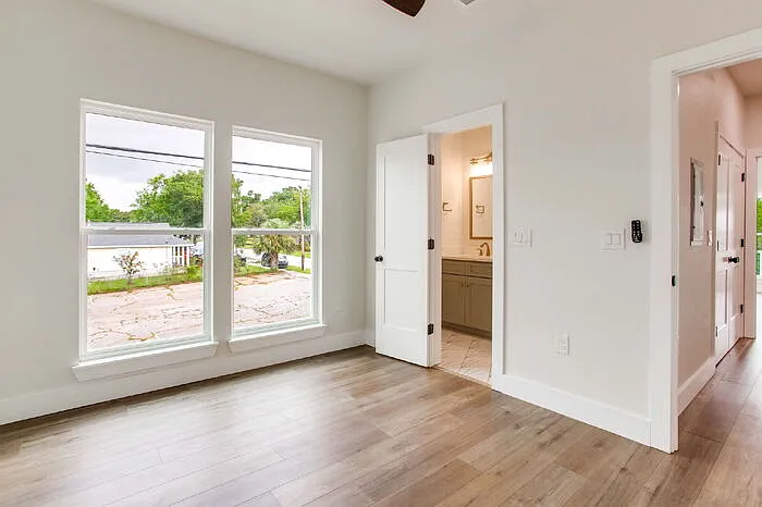 14 South Ave — Photo 15