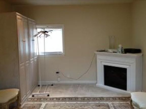 2nd image of 344 Oconnor St #2