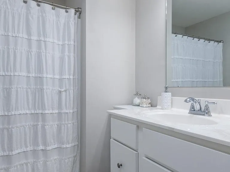 5006 Whitefish Ct — Photo 12