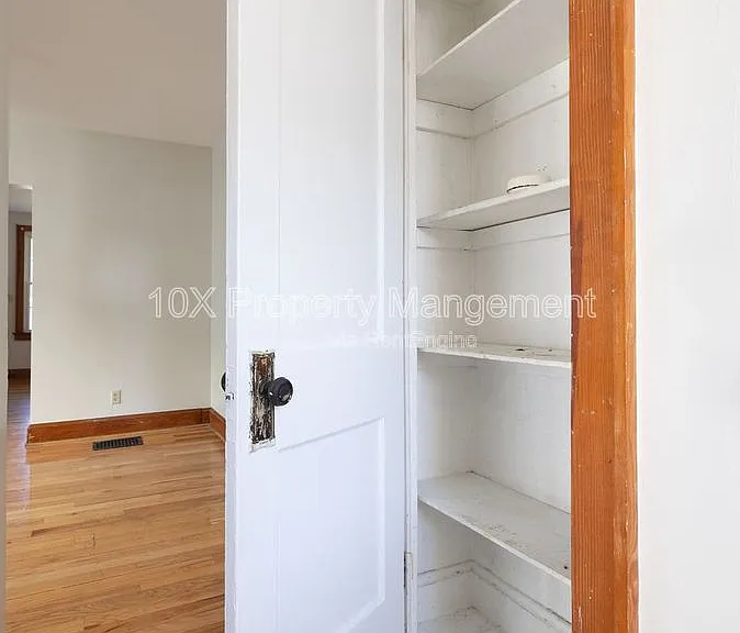 2743 Steele Ave — Photo 14