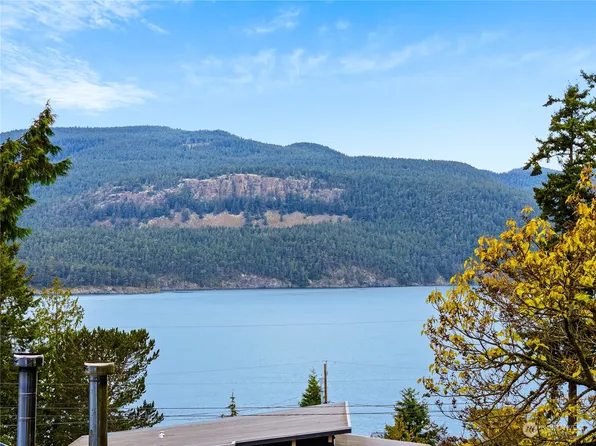 5063 Totem Trail, Anacortes, WA 98221