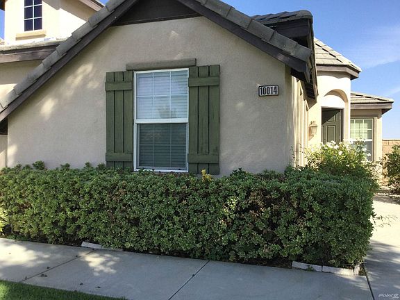 10014 Riata Ln. Light/water included