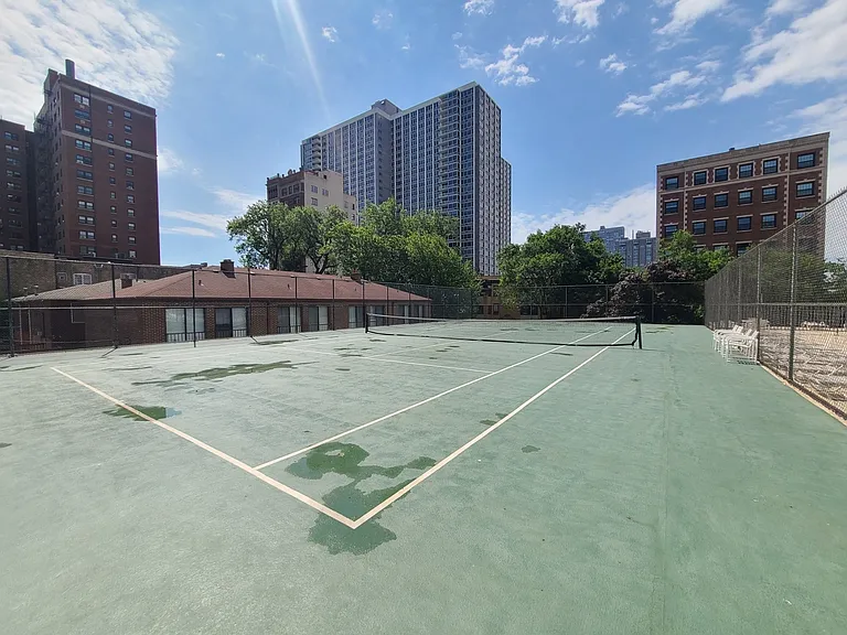4343 N Clarendon Ave #1012 — Photo 20