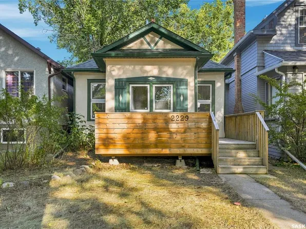 2229 Garnet STREET, Regina, SK S4T 3A1