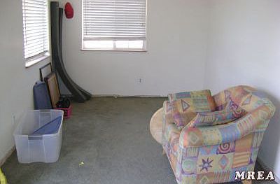 Family Room/Foyer