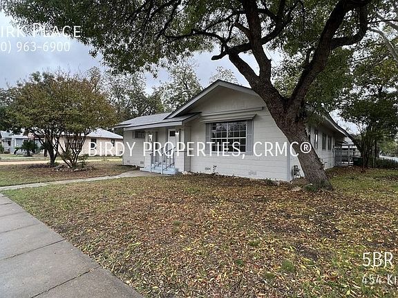 2nd image of 454 Kirk Pl