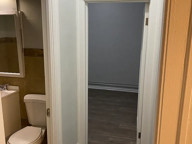 7536 S Phillips Ave #3 — Photo 7