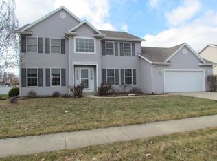 51121 Old Cottage Dr, Granger, IN 46530