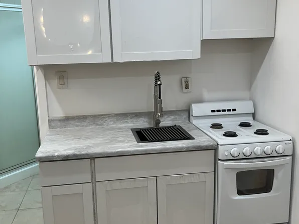 2975 Sacramento Ave #5, South Lake Tahoe, CA 96150