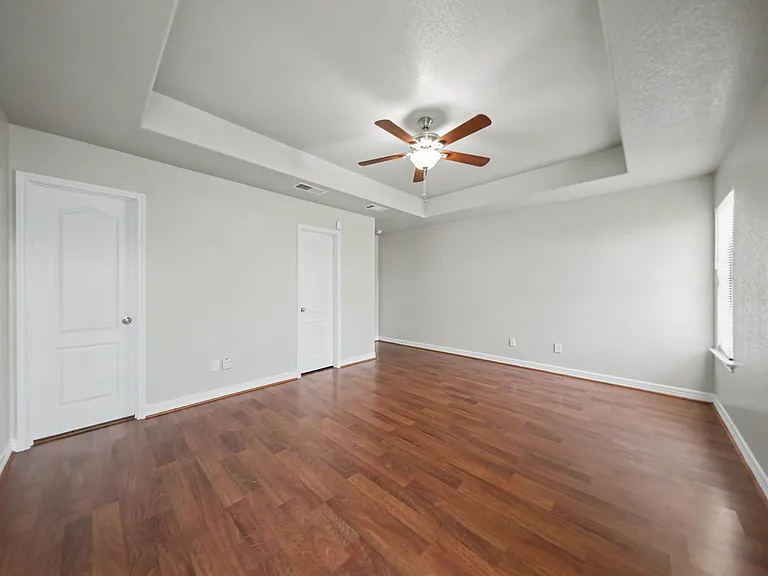4802 Sapphire Dr — Photo 11