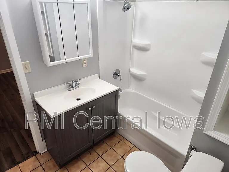 1806 Jefferson Ave — Photo 11