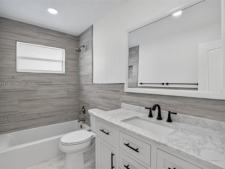 9531 NW 20th Pl — Photo 17