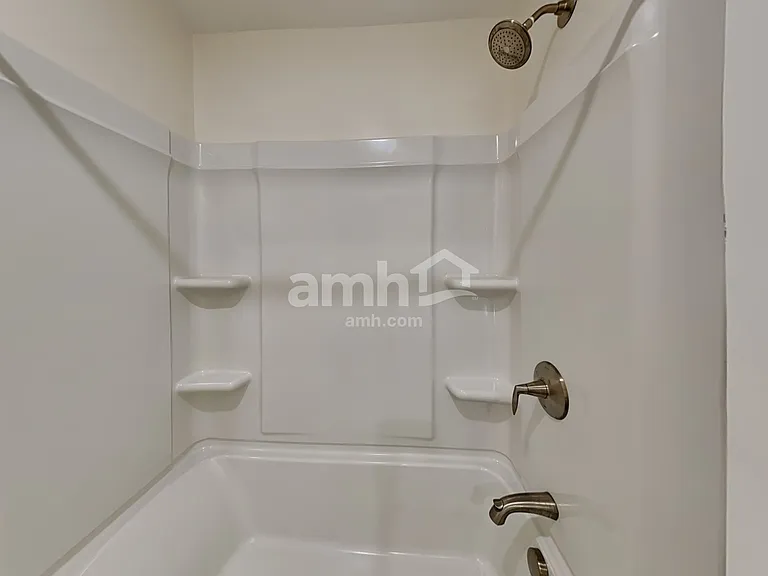 353 Macroom Ct — Photo 16