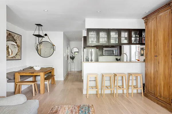Sold by Compass | media 2