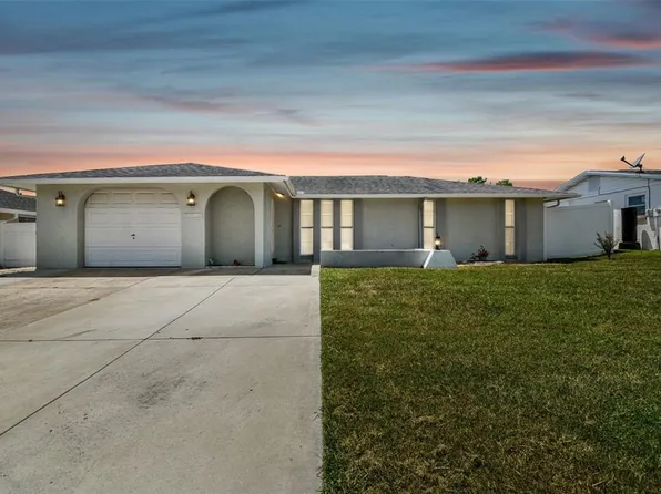 3539 Calera Dr, New Port Richey, FL 34652