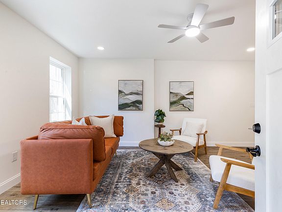 5th image of 120 Stone Rd