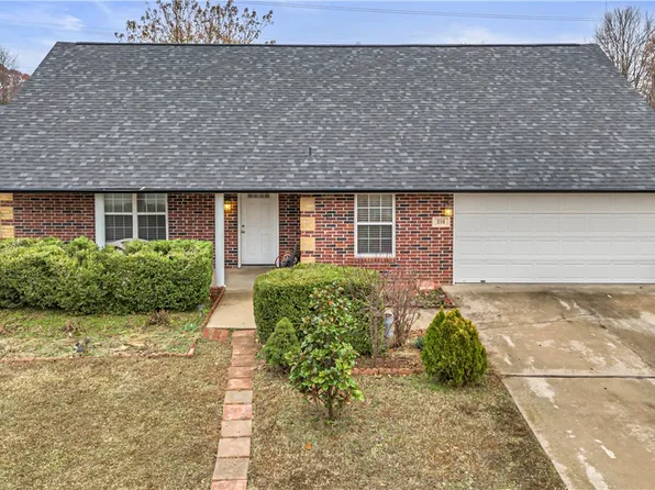 210 Joy Carol Loop, Springdale, AR 72764
