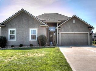 1105 NW 92nd St, Kansas City, MO 64155