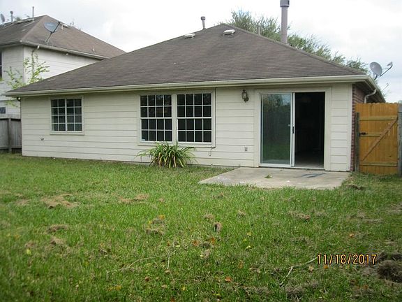 4th image of 9943 NW Park Place Dr