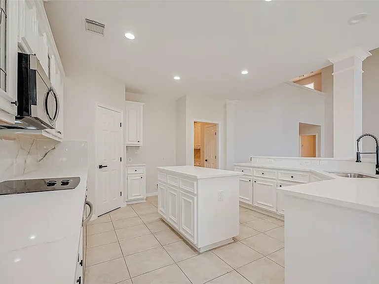 11210 Hundred Bridge Ln — Photo 18