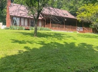 550 Apple Orchard Rd, Huntington, WV 25702