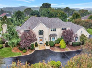 12 Yellow Brook Rd, Holmdel, NJ 07733