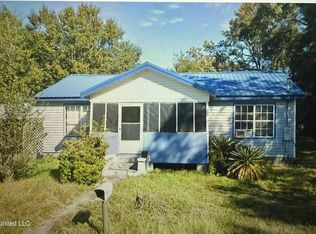 5137 Bay Ave, Moss Point, MS 39563