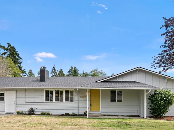 2234 Eastview Avenue NE, Bremerton, WA 98310