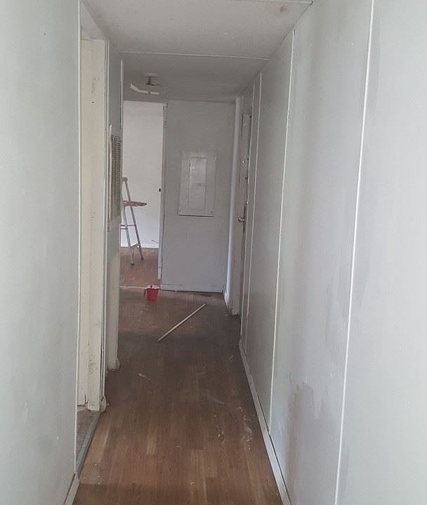 2nd image of 47 Sandy Ln