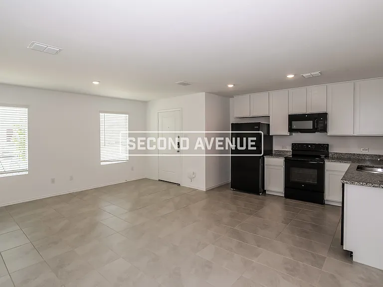 150 Sunflower St — Photo 5